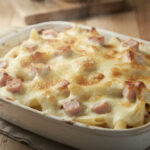 découvrez la recette facile et gourmande du gratin de pâtes au jambon façon cyril lignac, idéale pour un repas savoureux et réconfortant en famille.